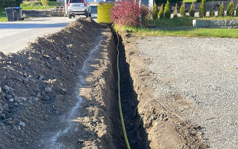 Fiber- og kabelgraving